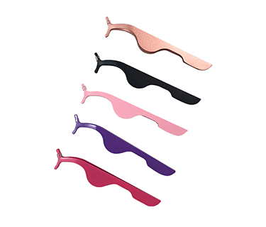 Metal Eyelash Applicator
