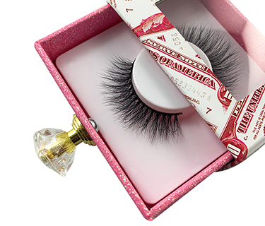 Big Fluffy Looking  6D Faux Mink  Eyelash